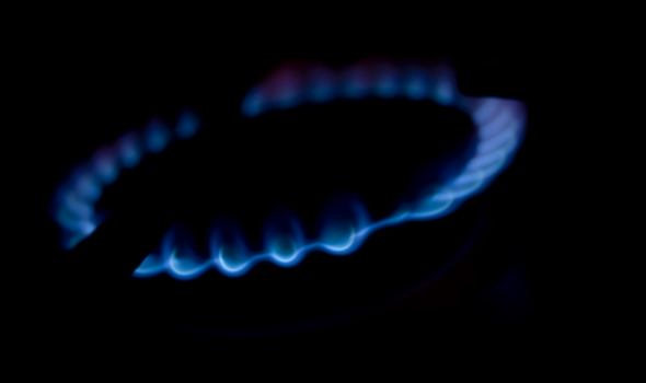 Plyn zlevní o 10 procent, zatím alespoň u RWE. Lidé ušetří i tisíce korun