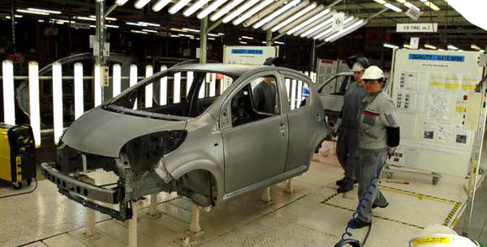 Automobilkám se v Česku daří. Vyrobily auta za 840 miliard korun