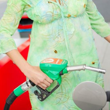 Cena benzínu a nafty půjde nahoru