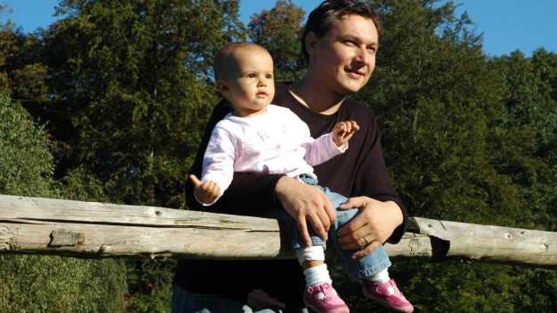 Otcovství a jeho problematika. Kdo je skutečným tátou?