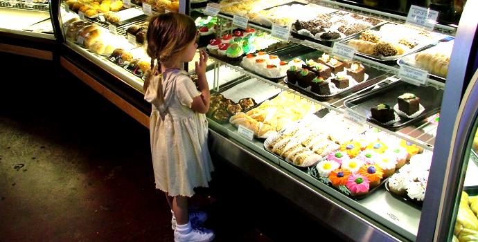 Kam pro dobroty na mikulášskou nadílku? Ušetřit můžete stovky korun!