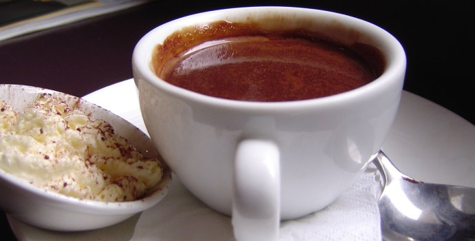 TEST Kakaa: Halda cukru obarvená nahnědo