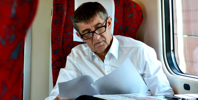 Video: Jak začínal podnikat Andrej Babiš? Co je pravdy na jeho zbohatnutí?