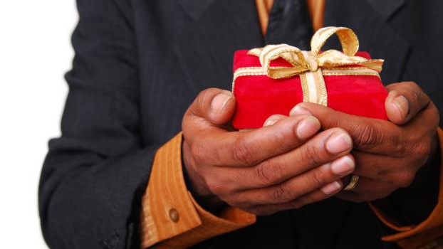 Nabízí vám dárek k nákupu? Pozor! Komplikují odstupování od smluv