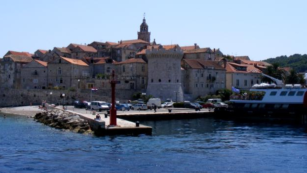 Potřebujeme cestovní pojištění? V EU máme nárok na zdravotní péči ohrazenou zdravotní pojišťovnou