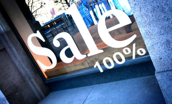 Téměř polovina slev, nejsou slevy, nebo porušují podmínky