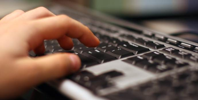 Mají mít pojišťovny přístup do registru obyvatel?