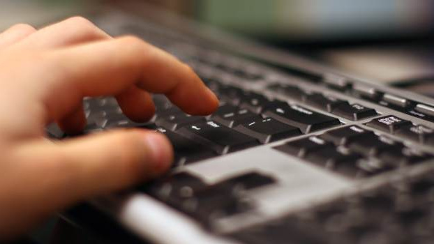 Mají mít pojišťovny přístup do registru obyvatel?