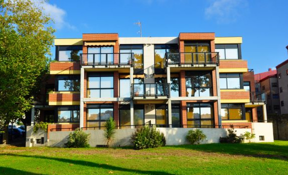 Byt v osobním, nebo družstevním vlastnictví? Oboje má své