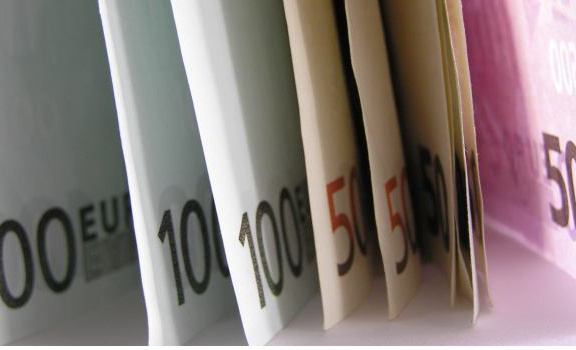 Česko si půjčuje levněji, než třeba Německo. Jsme nespolehlivějším dlužníkem v EU