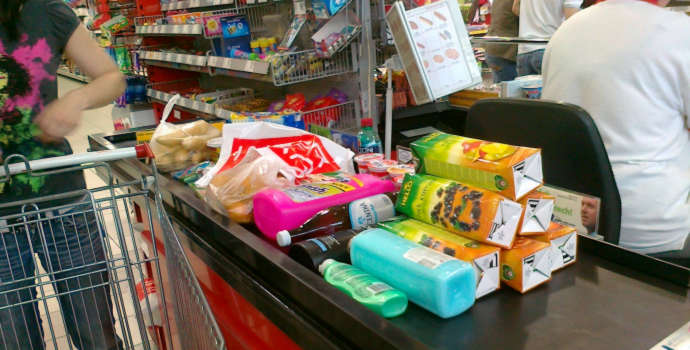 Výrobci přiznali, že šidí potraviny. Prý kvůli řetězcům