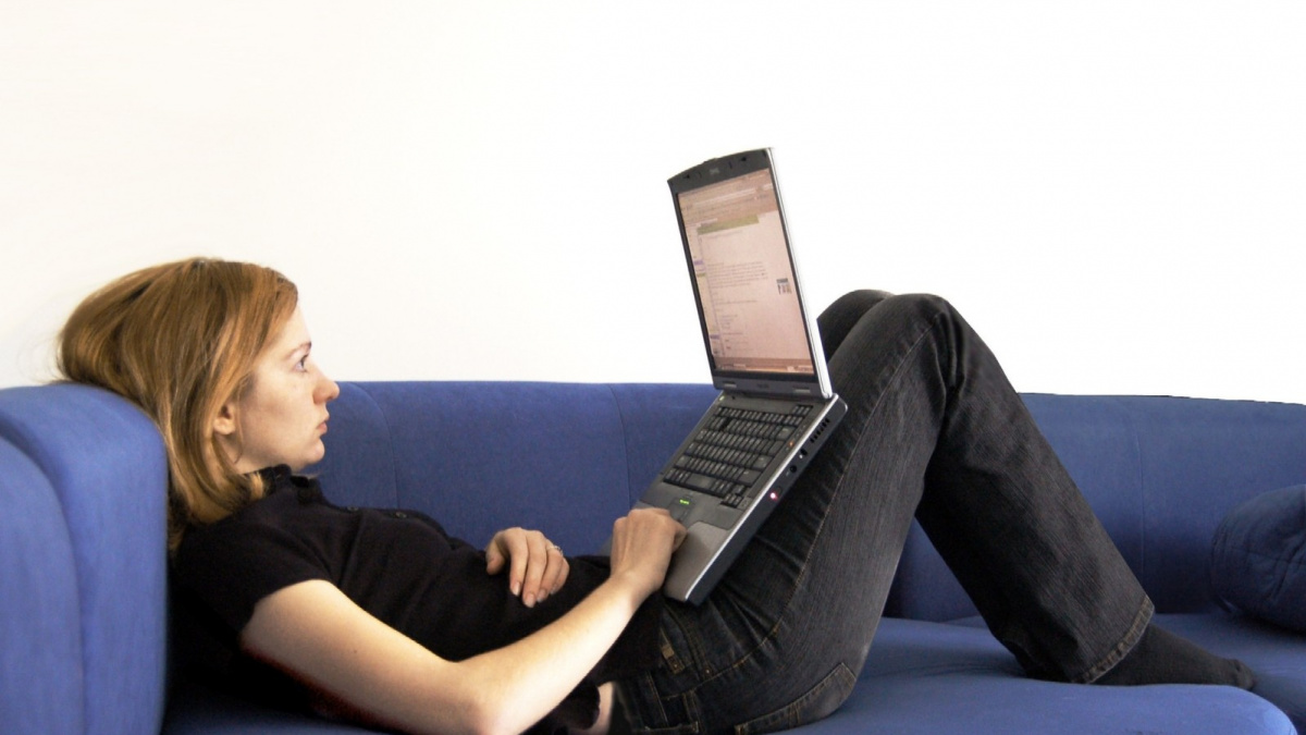 Online seznamka na Valentýna? Raději ne!