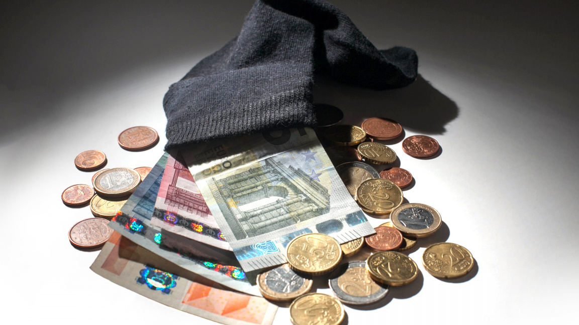Penzijní spoření neláká. Lidé hledají jiné cesty jak spořit na penzi