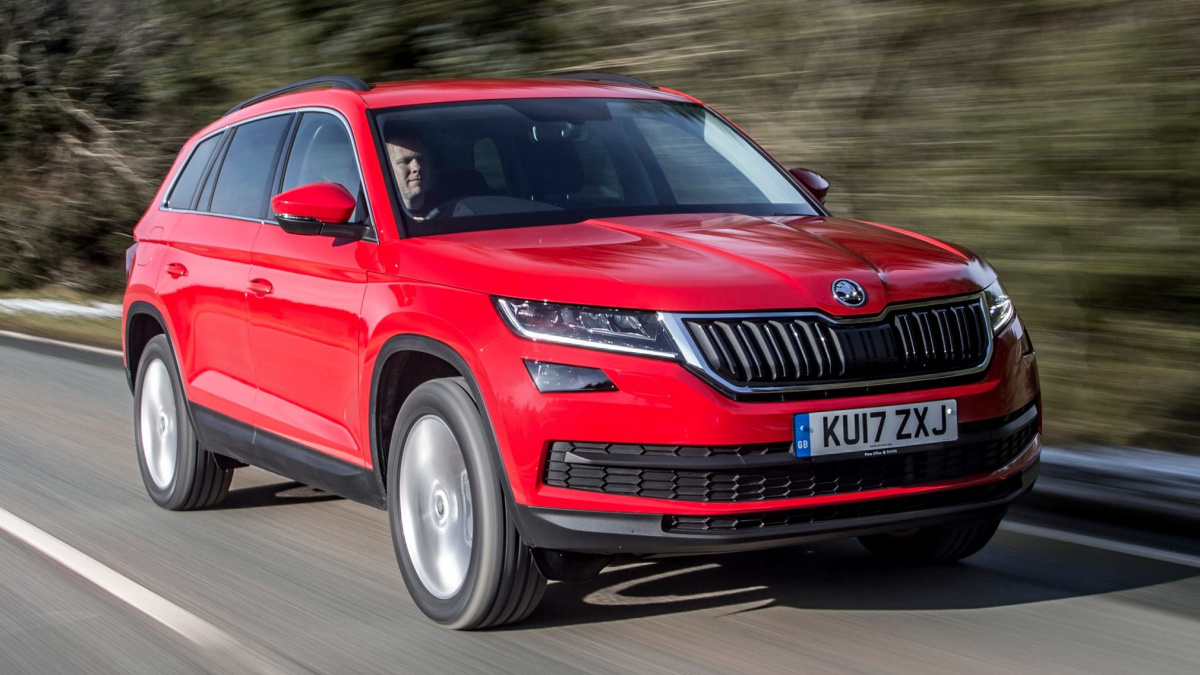 Více než polovina všech aut jsou poprvé SUV