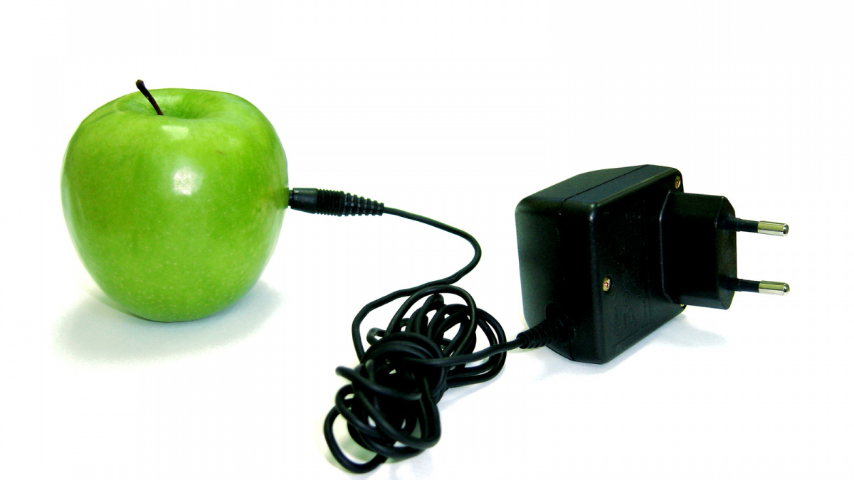 dTest: Levným nabíječkám pro mobilní telefony je lepší se vyhnout