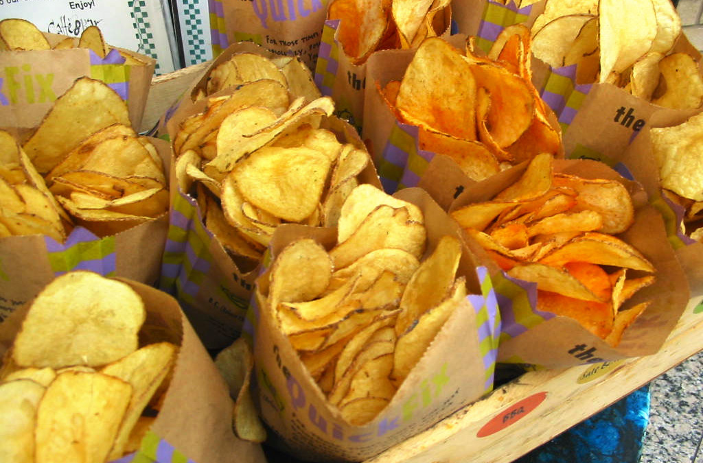 Zeleninové chipsy jsou nezdravé skoro stejně jako bramborové