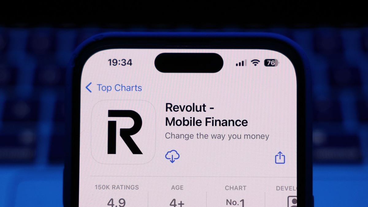 Revoluční útok na české banky: Jak se Revolut vyšplhal na vrchol?