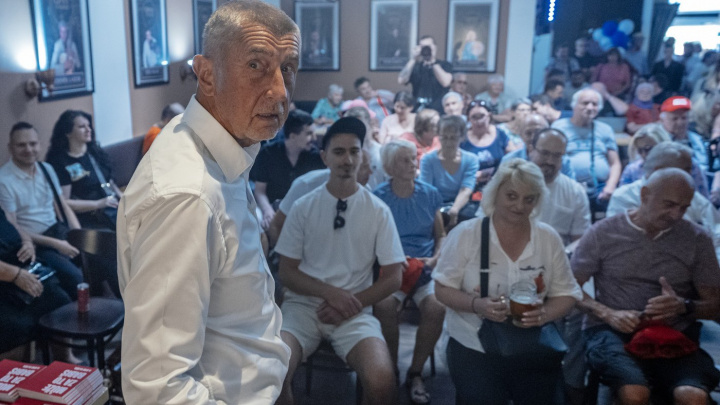 Fialovy ceny? ANO loví čísla z klobouku, ekonomové mluví o manipulaci