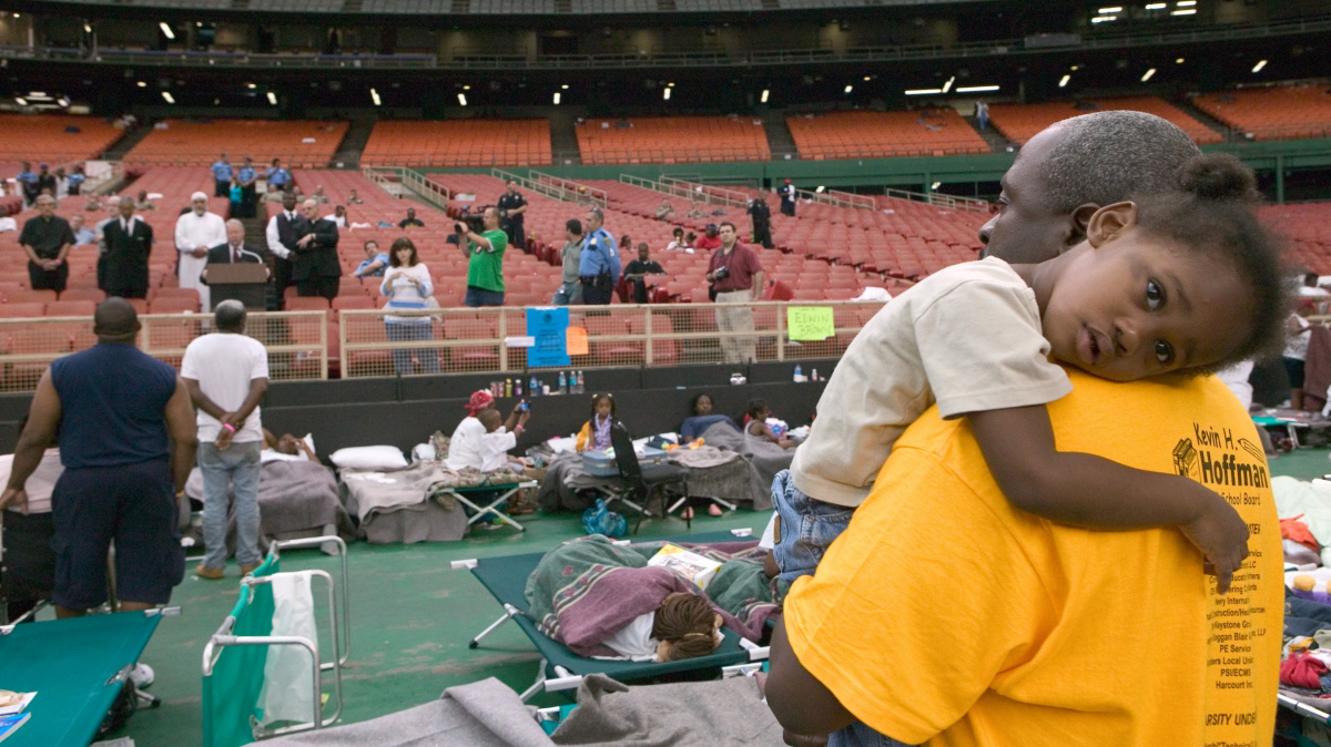 Jsou hurikány s ženskými jmény vražednější?