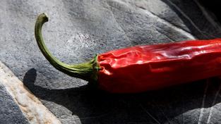 Chcete si prodloužit život? Jezte pálivé papričky