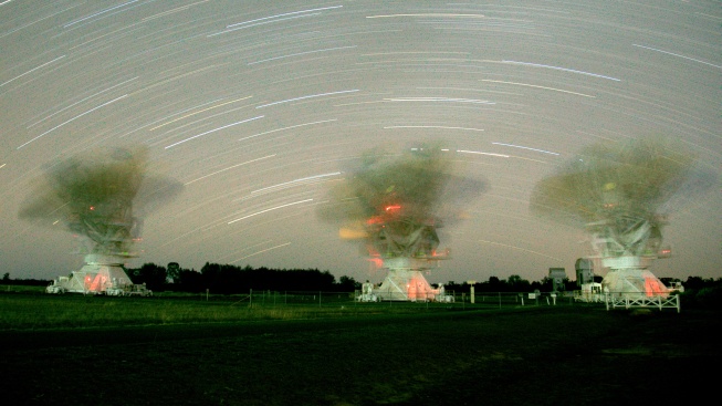 Odkud ve skutečnosti pocházely záhadné signály, pletoucí hlavy astronomům