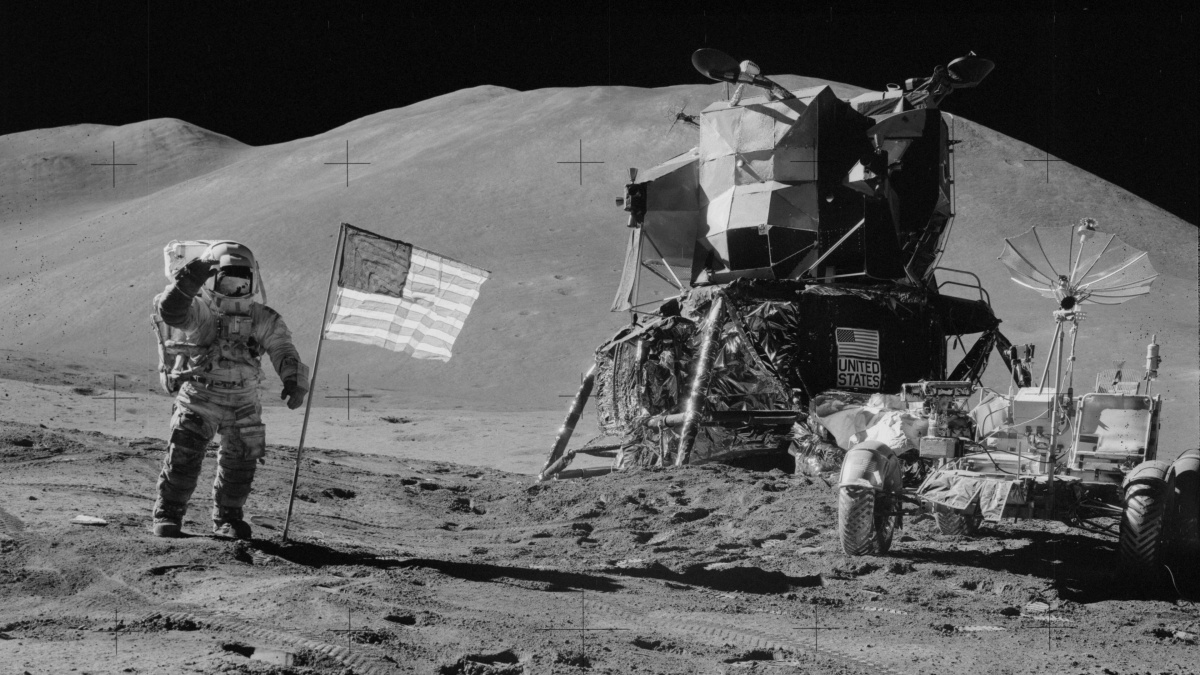 Třicet nejhezčích "měsíčních" fotek z misí Apollo