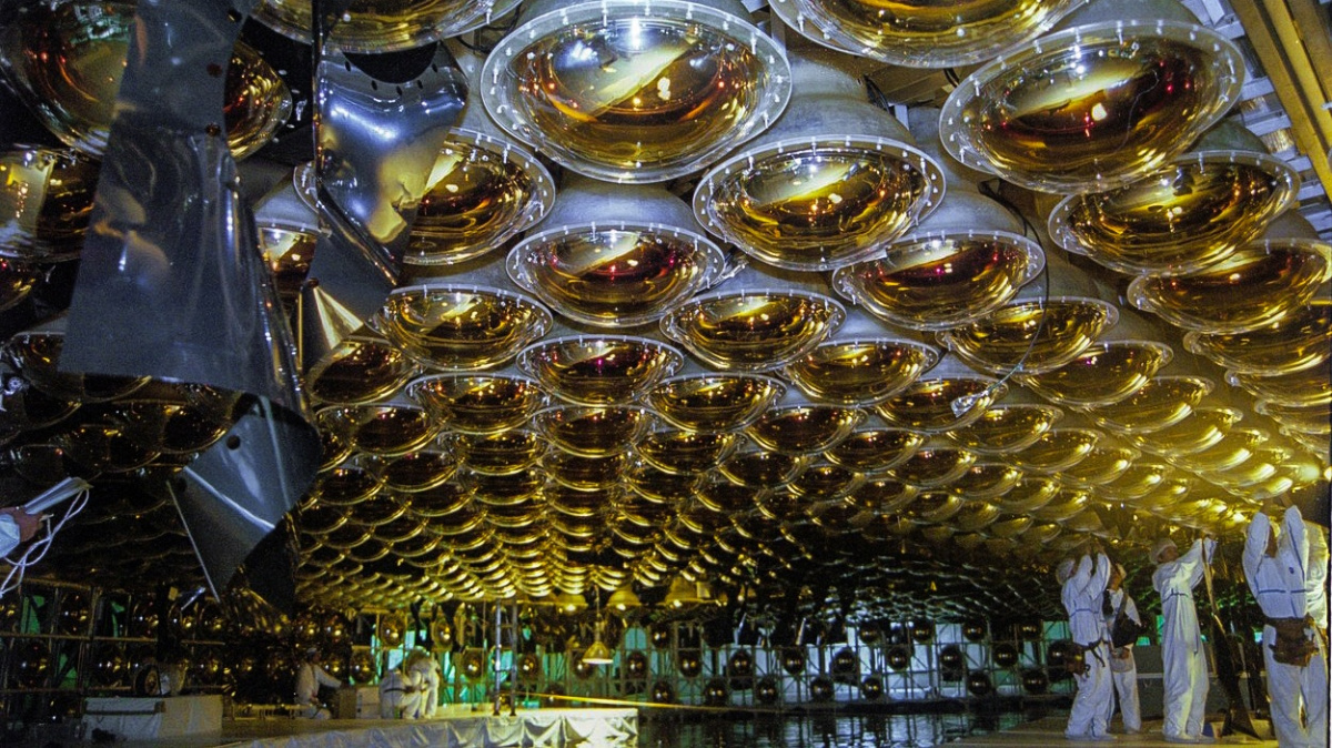 Nobelovy ceny 2015 přehledně: Od neutrin k boji proti malárii