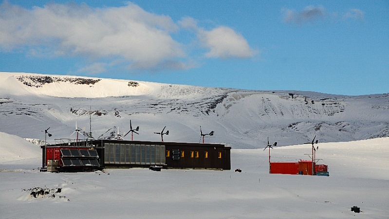 Češi přivezli z Antarktidy novinky: Neznámou bakterii i teplotní rekord
