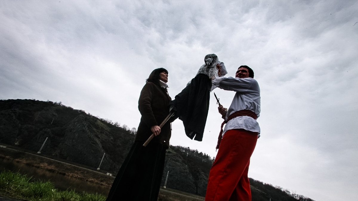 Češi neholdují organizovanému náboženství, ale překvapují svou pověrčivostí