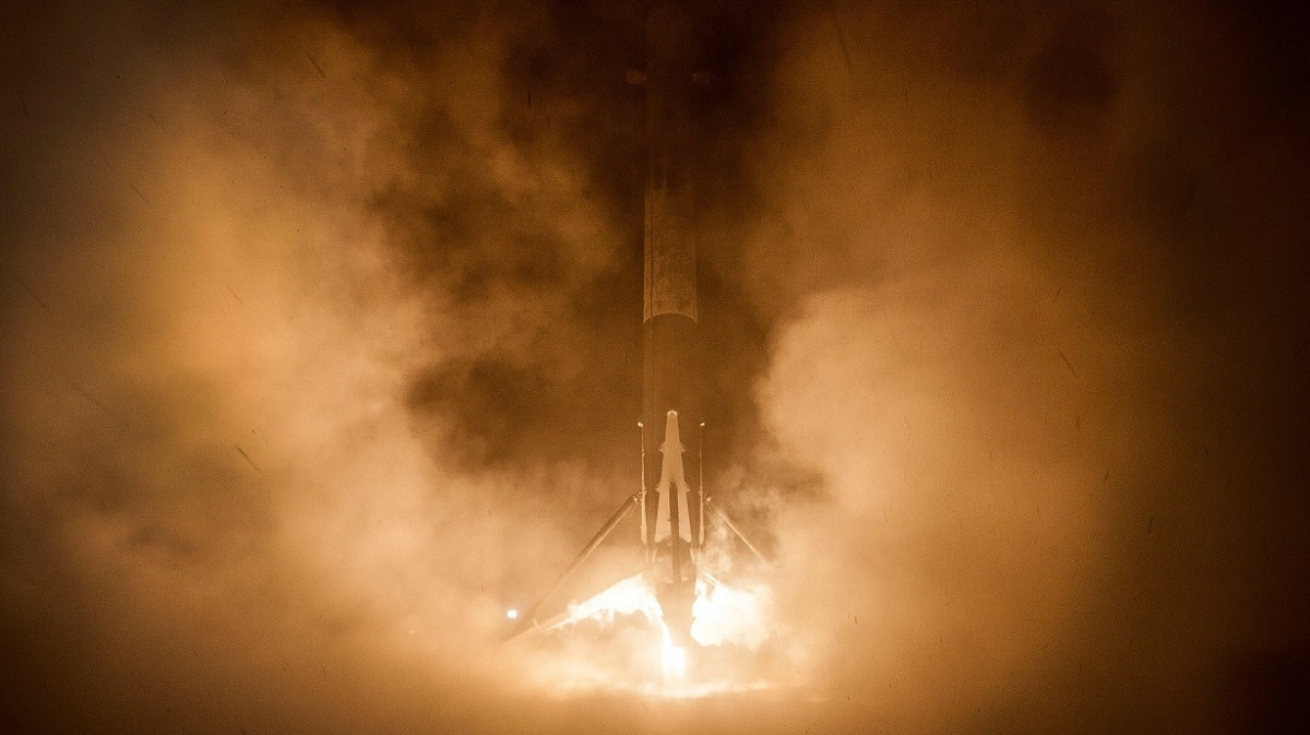 Velké plány komerčních dobyvatelů vesmíru. Co letos chystá SpaceX?