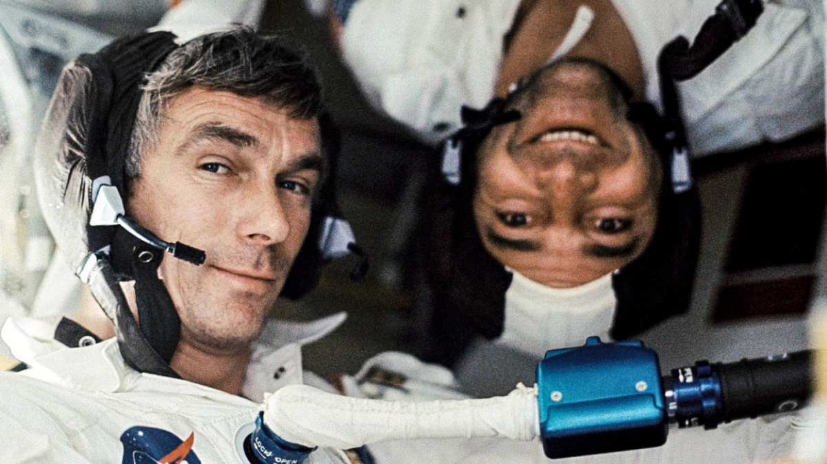 Zemřel muž, který jako poslední stanul na Měsíci a v Česku přežil pád vrtulníku