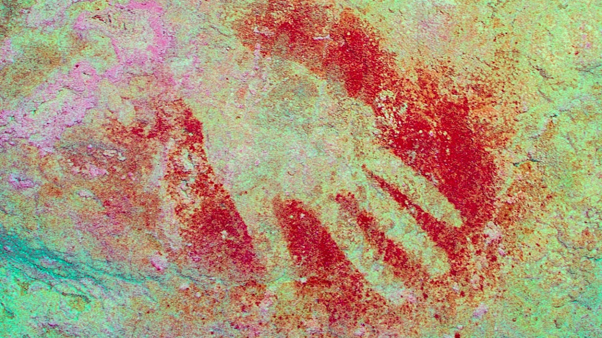 Archeologická záhada: Tajemné otisky rukou v jeskyních