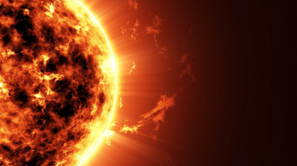 Slunce se zřejmě narodilo spolu s dvojčetem