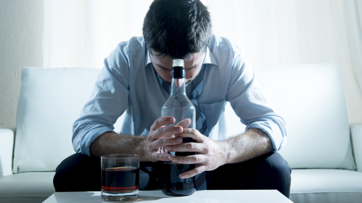 Alkoholismus mohou vyléčit speciálně pěstované kmenové buňky