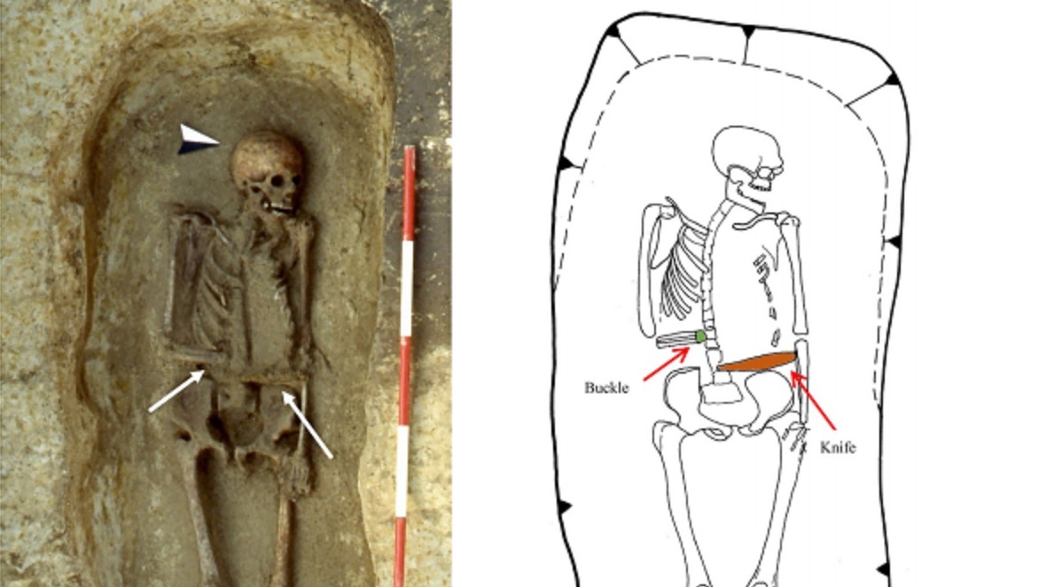 Archeologové našli středověkého válečníka se zbraní namísto paže
