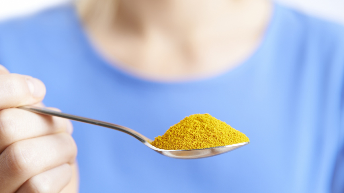 Kurkuma je novou nadějí v léčbě rakoviny. Vrací poškozeným buňkám schopnost zemřít