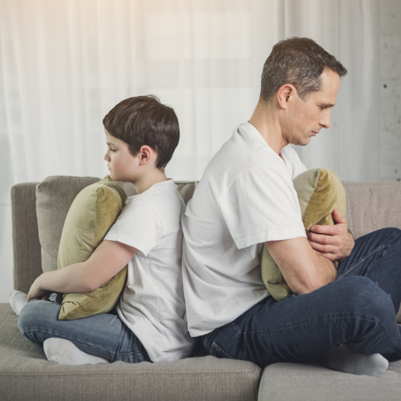 Stres otce v dětství může u jeho synů způsobit poruchy ve vývoji