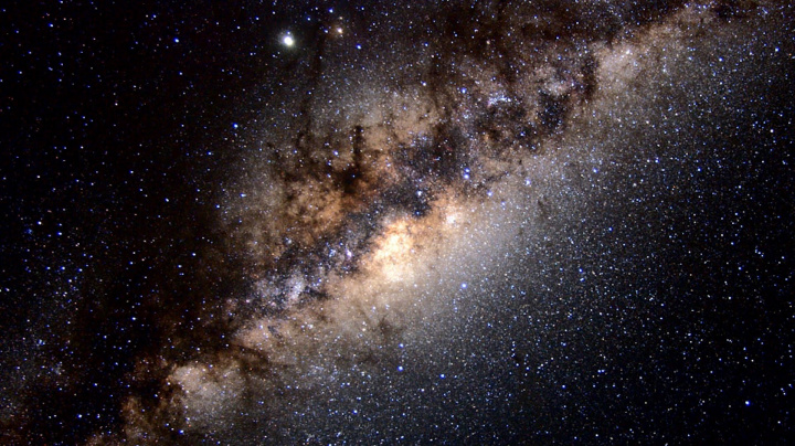 Naše galaxie již možná jednou 'zemřela', nyní žije druhý život