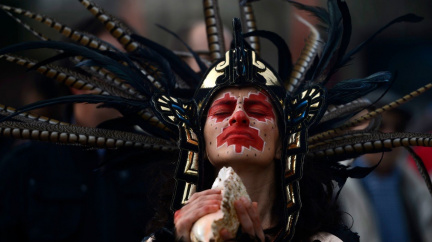 Komplexní společnosti se vyvinuly ještě před mravokárnými náboženstvími