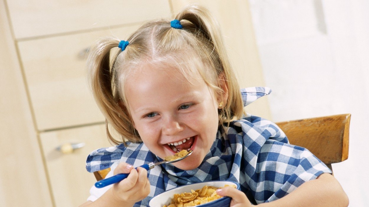 Vědci se přou o (ne)důležitosti snídaně