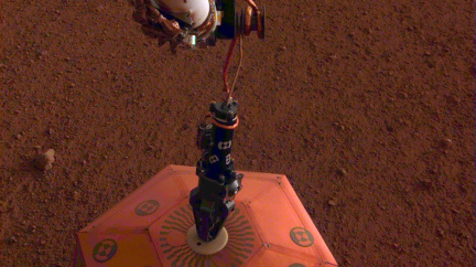 Mars seizmicky žije. Máme první důkaz