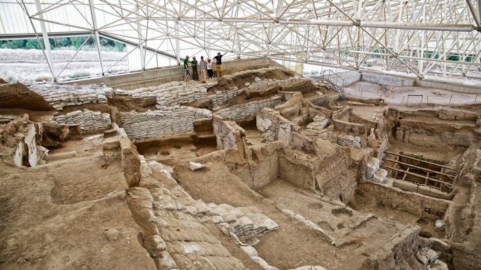 První město na světě mělo podobné problémy, které trápí i moderní metropole