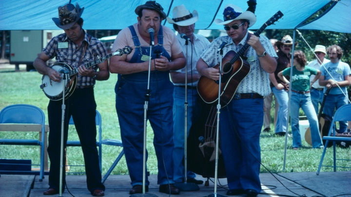 Country poslouchá víc nepřizpůsobivých jedinců než rap