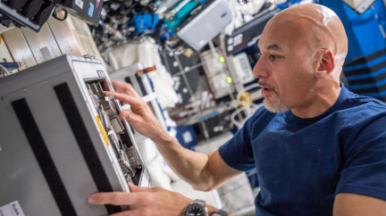 Mikroby mohou rozkládat vesmírné lodi