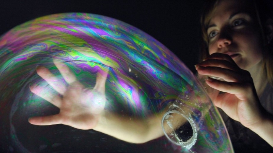 Vědci sestavili recept na 'superbubliny'. Vyzkoušejte ho!