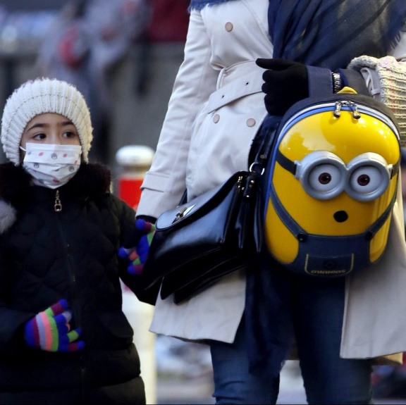 I děti už vážně onemocněly covidem, varují pediatři