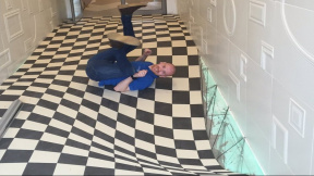 having-fun-at-casa-ceramica-manchester-optical-illusion-floor-made-by-armatile-12