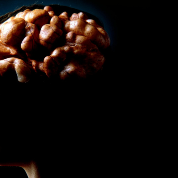 Osamělost zvyšuje riziko demence, prevencí je zdravý sociální život