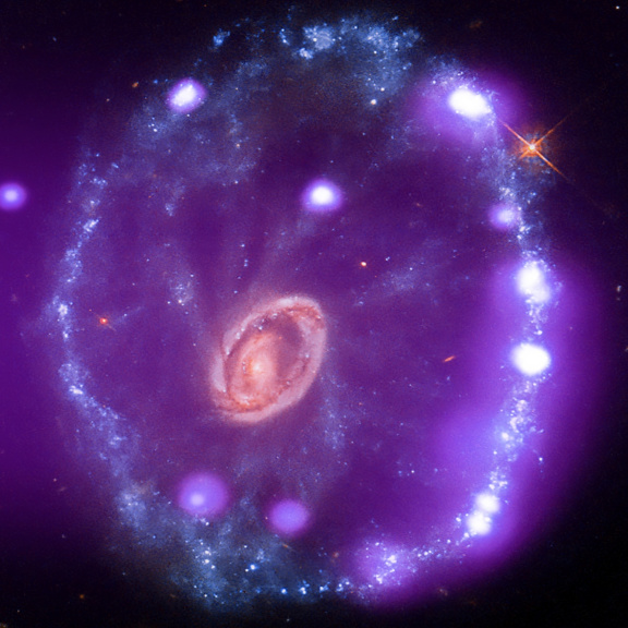 Vesmír na snímcích NASA vypadá jak diskotéka za Travolty