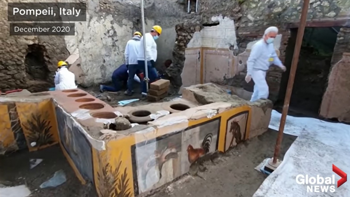 Antický 'fastfood' prozradil, co se jedlo v Pompejích před erupcí Vesuvu